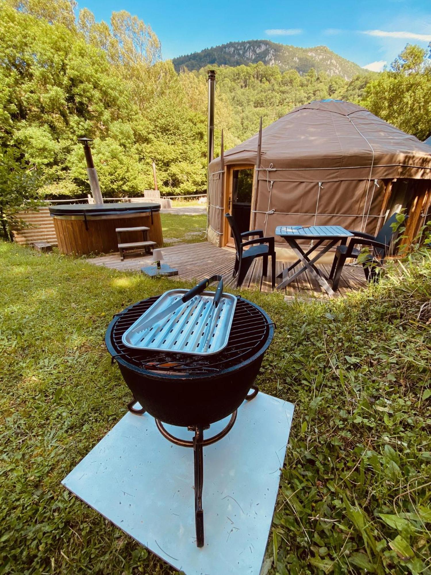 Yourte Et Son Bain Nordique Frechet-Aure Bagian luar foto